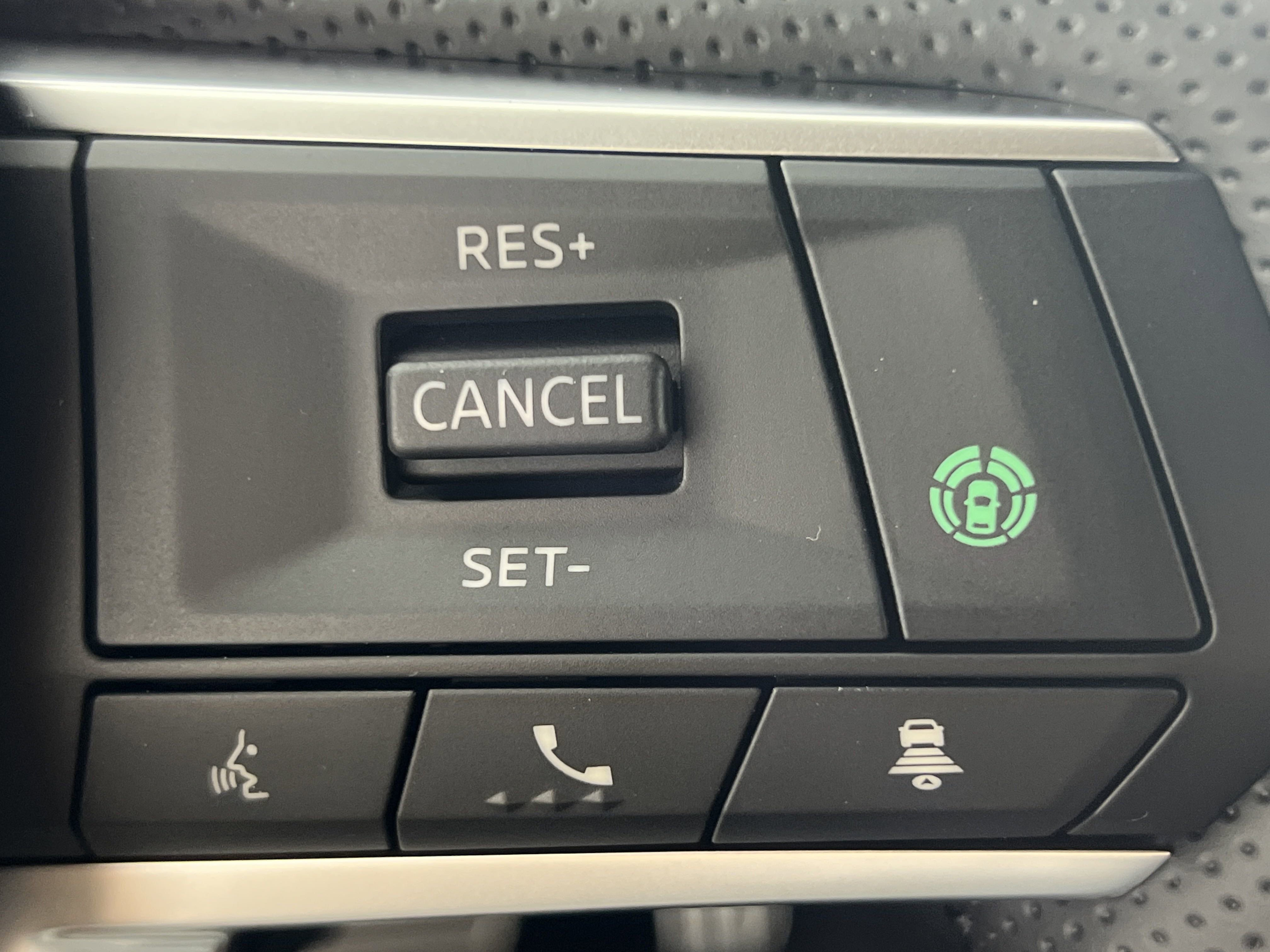 New 2025 Mitsubishi Outlander SEL image 19