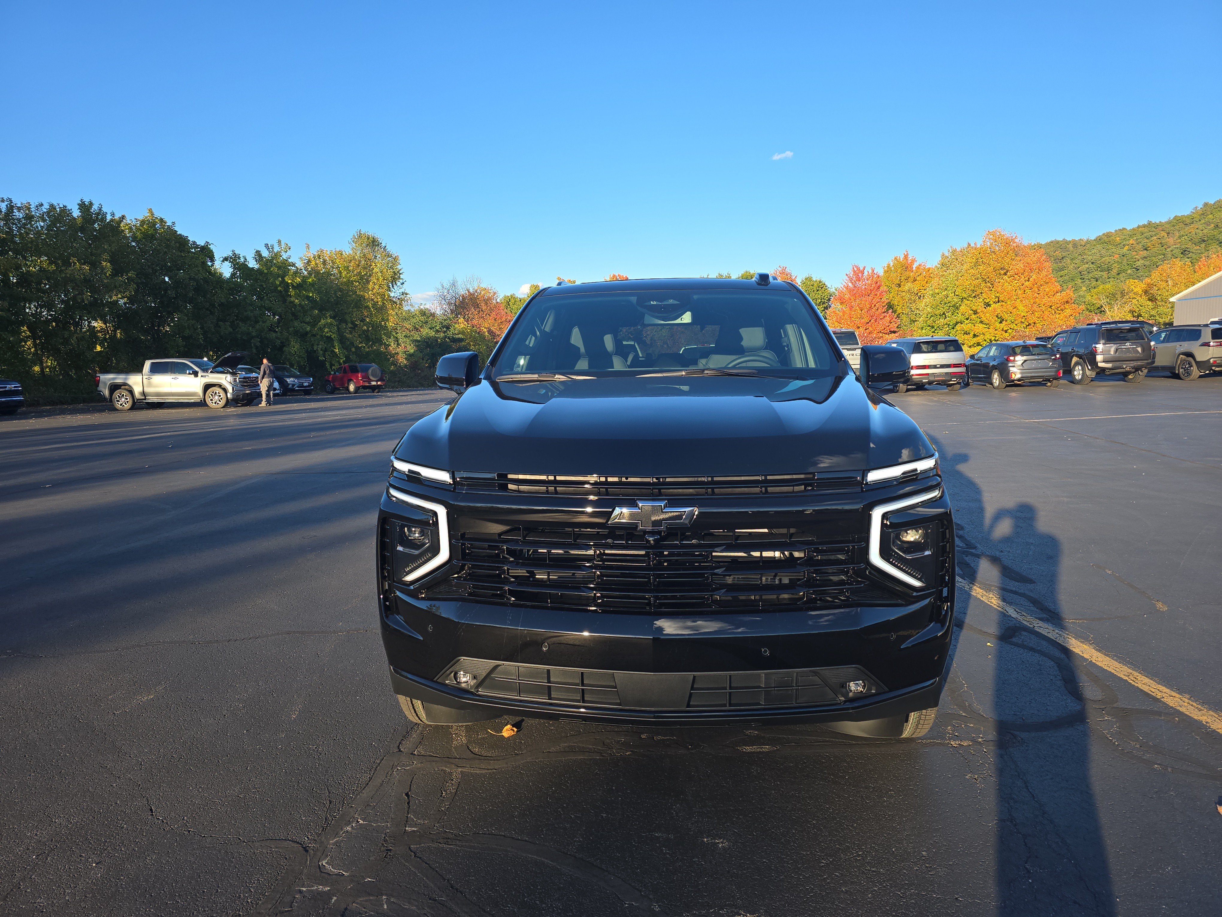 New 2027 Chevrolet Tahoe RST w/ Comfort Package AWD/4WD image 2