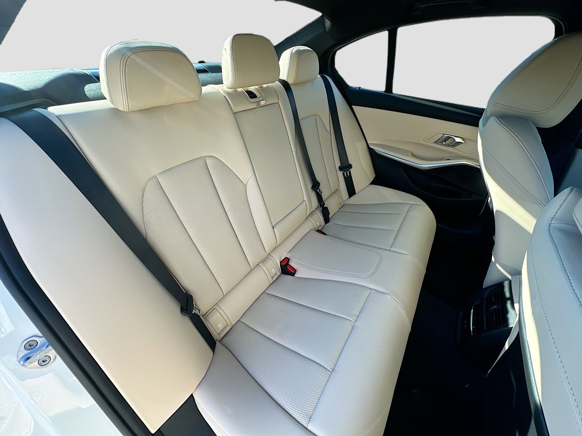 New 2026 BMW 330i 330i w/ Premium Package image 22