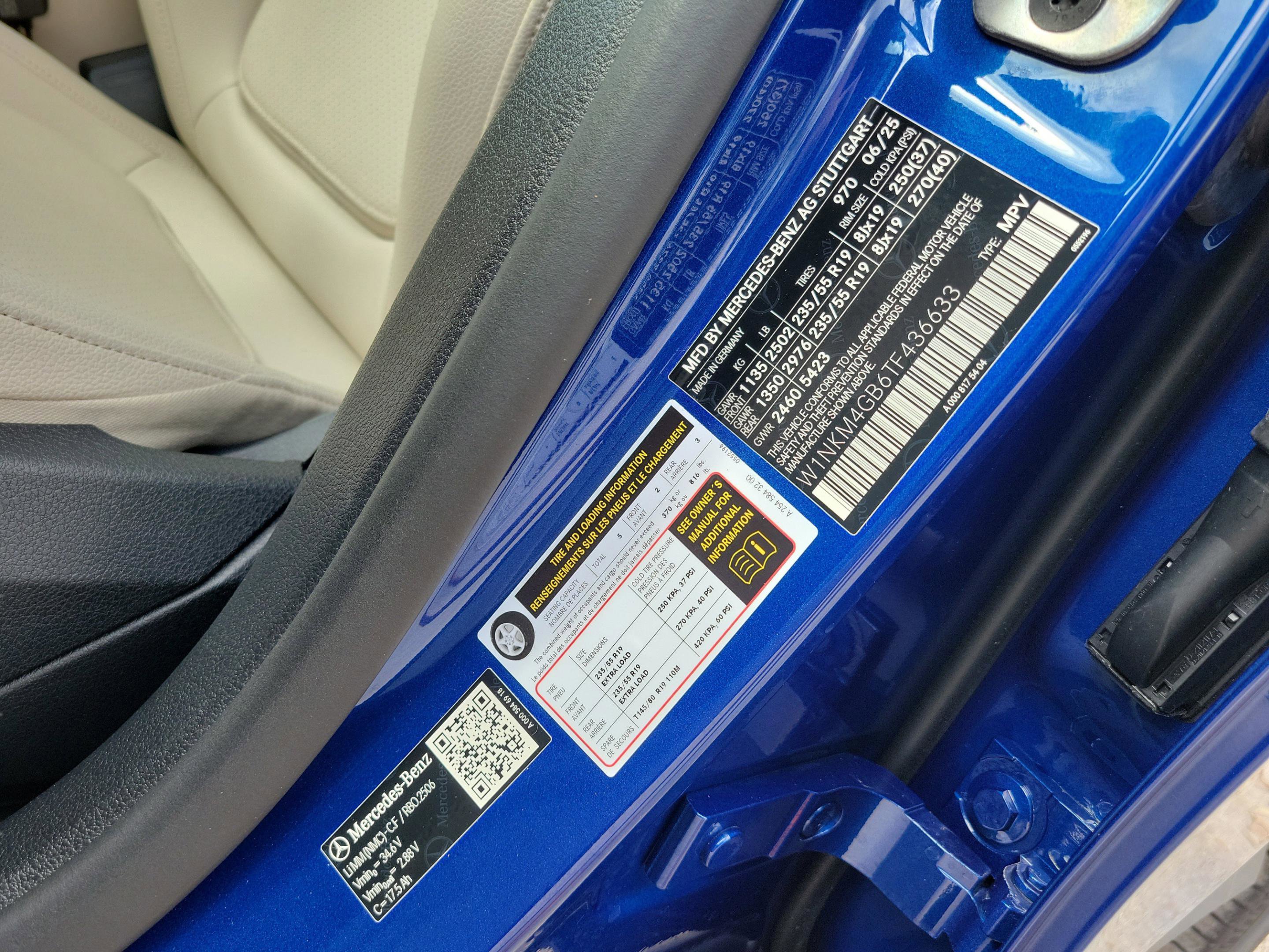 Certified 2026 Mercedes-Benz GLC 300 image 28