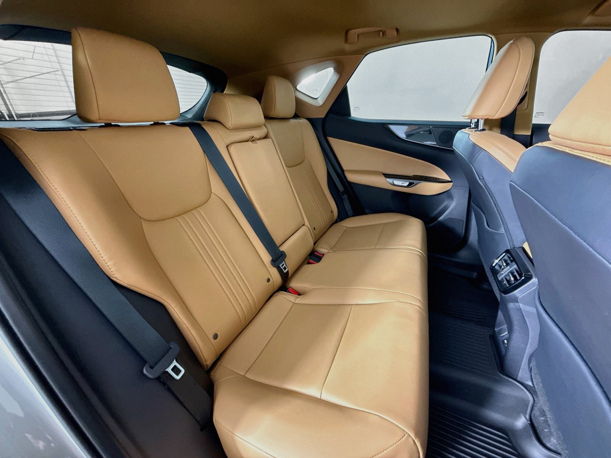 Certified 2026 Lexus NX 350 AWD w/ Accessory Package (2T) image 25