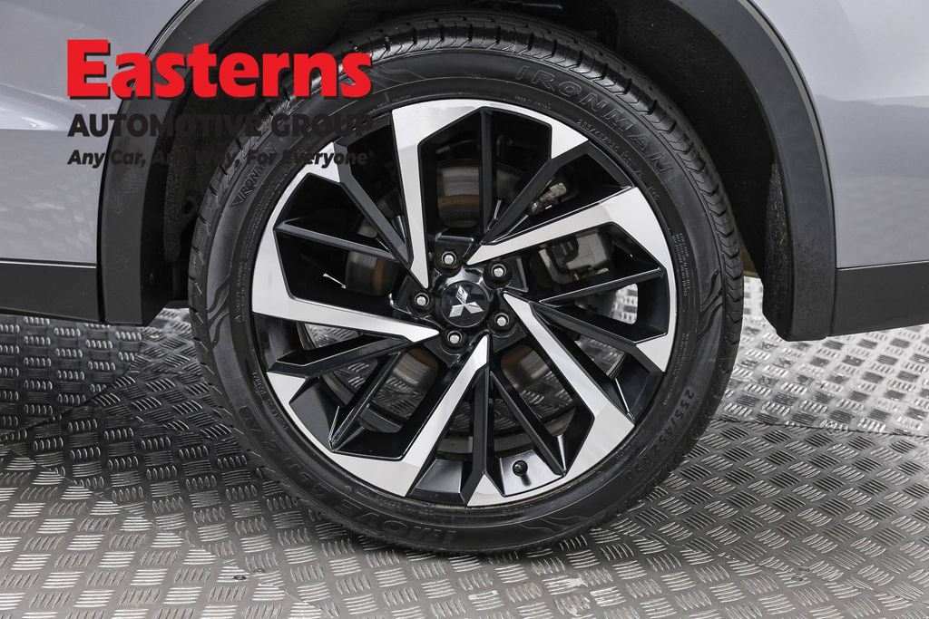 Used 2024 Mitsubishi Outlander SE AWD/4WD image 33