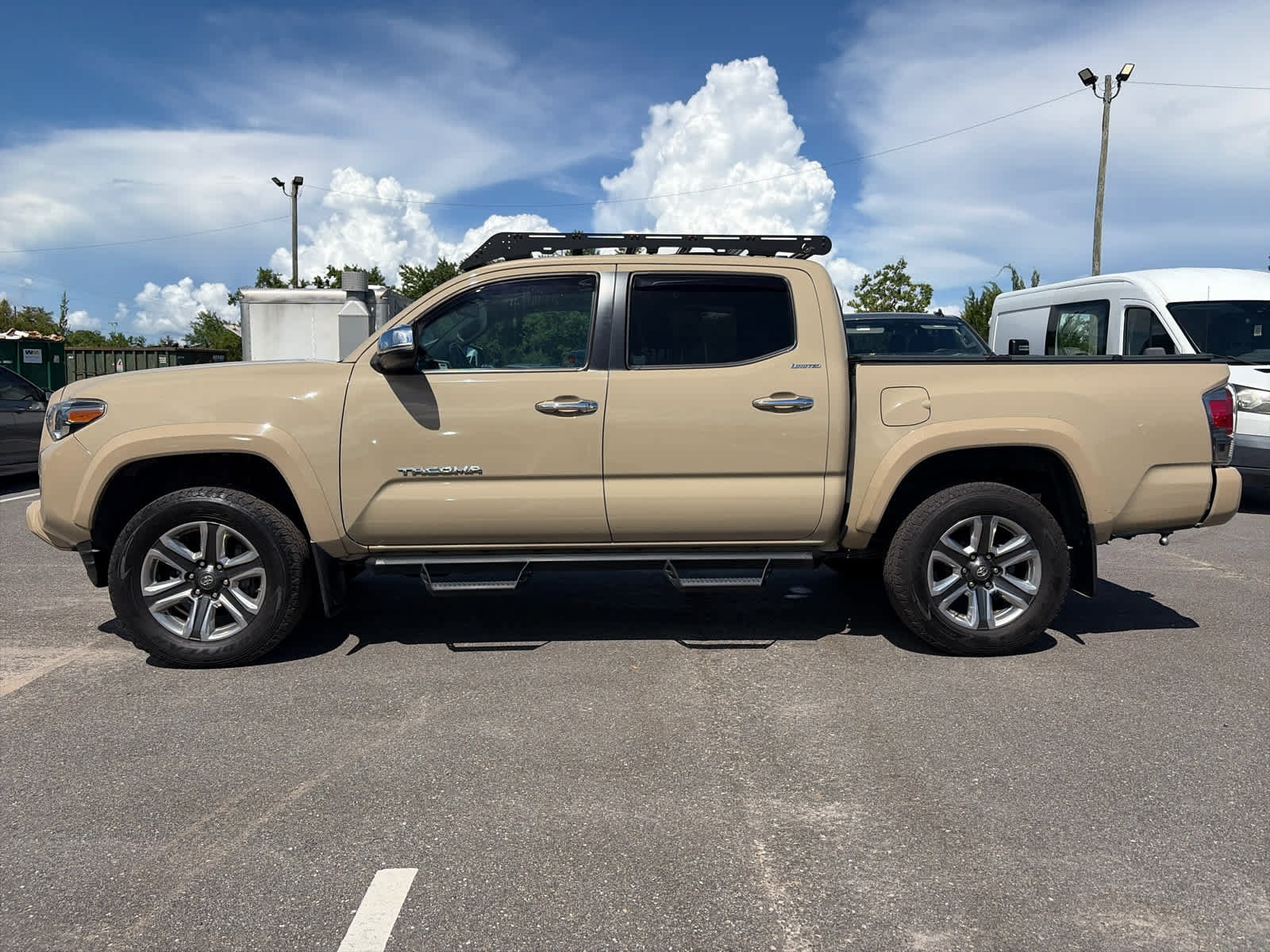 Used 2019 Toyota Tacoma Limited AWD/4WD image 7