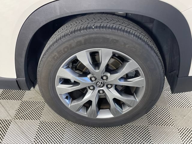 Used 2024 Toyota Grand Highlander AWD image 20