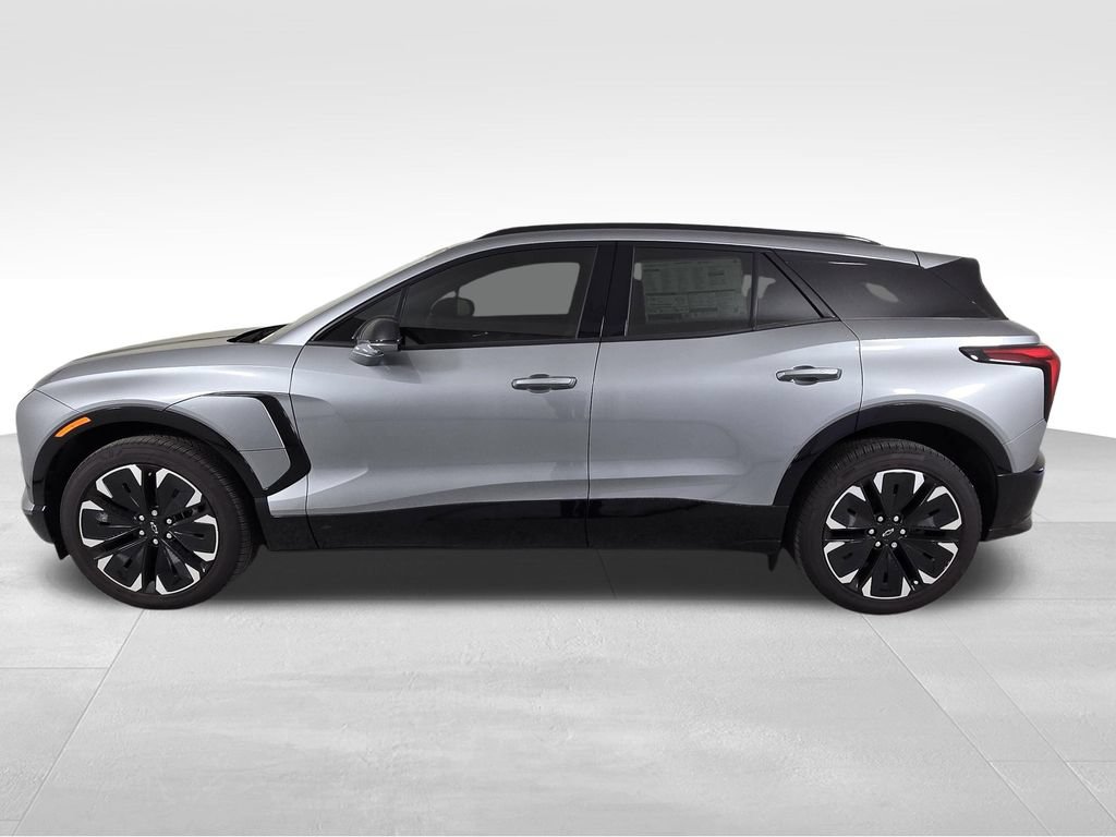 New 2025 Chevrolet Blazer EV RS FWD image 3