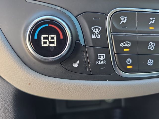 Used 2024 Chevrolet Equinox LT image 19