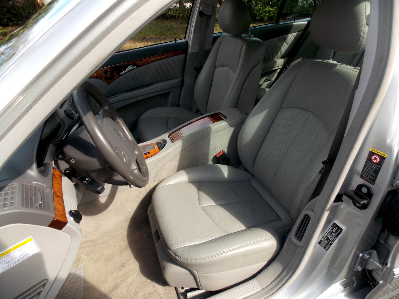 Used 2005 Mercedes-Benz E 500 4MATIC Sedan image 10