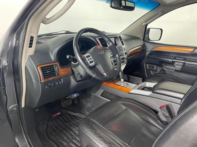 Used 2010 INFINITI QX56 4WD image 3