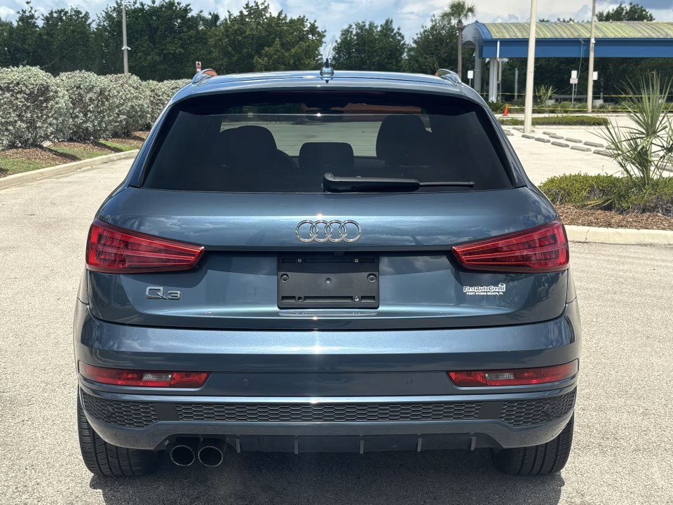 Used 2018 Audi Q3 2.0T Premium FWD image 7