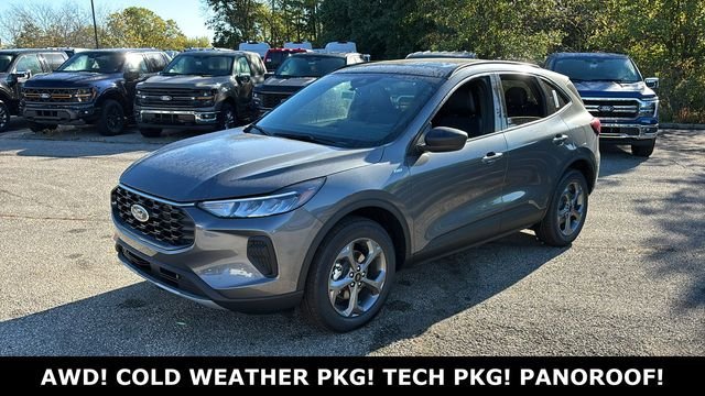 New 2026 Ford Escape ST-Line w/ Tech Pack #1 AWD/4WD image 3
