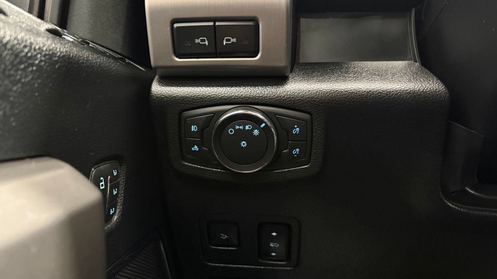 Used 2020 Ford F350 4x4 Crew Cab Super Duty image 36