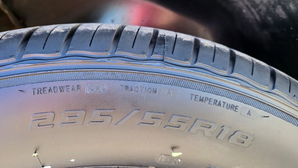 Used 2013 Ford Taurus SEL image 12