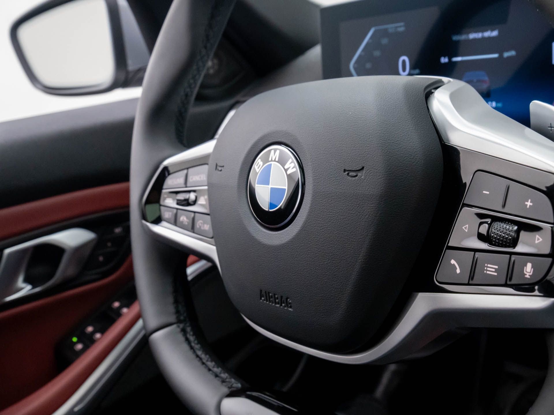 Used 2025 BMW 330i xDrive 330i xDrive w/ Driving Assistance Package image 14