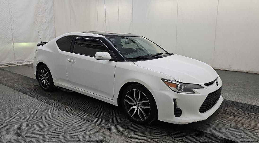 Used 2014 Scion tC FWD image 2