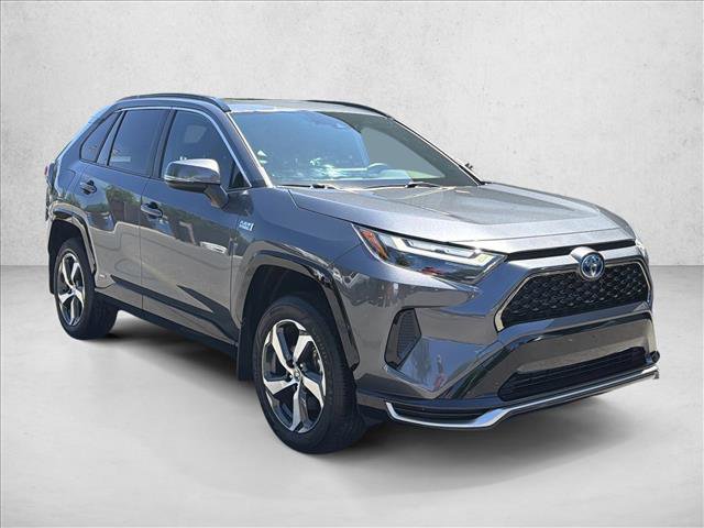 Used 2024 Toyota RAV4 SE AWD/4WD image 3