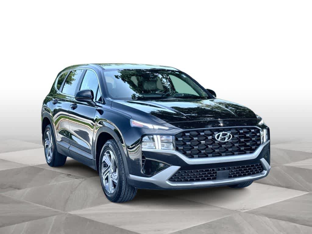 Used 2023 Hyundai Santa Fe SE FWD image 2
