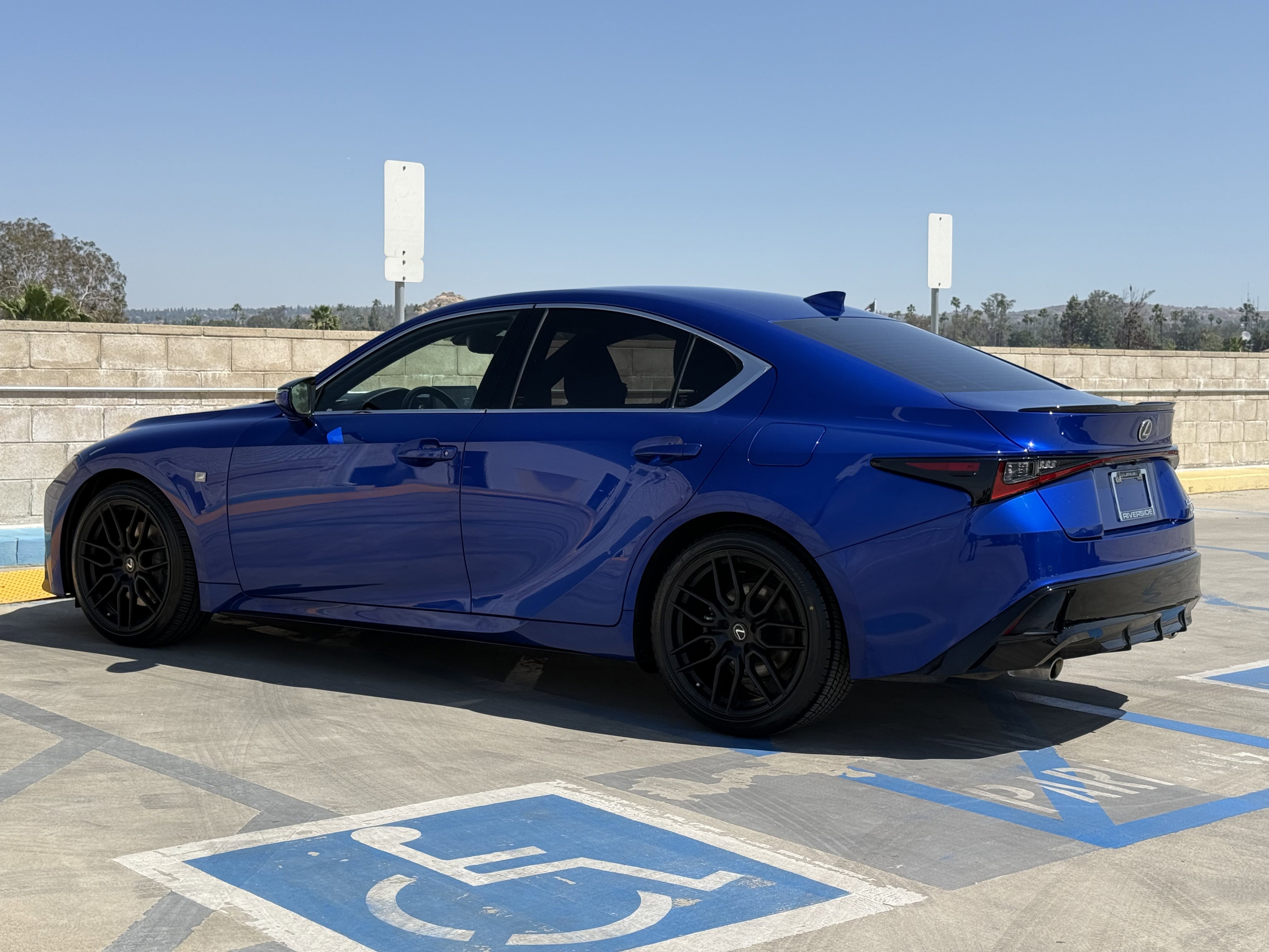 Certified 2023 Lexus IS 350 F Sport image 9