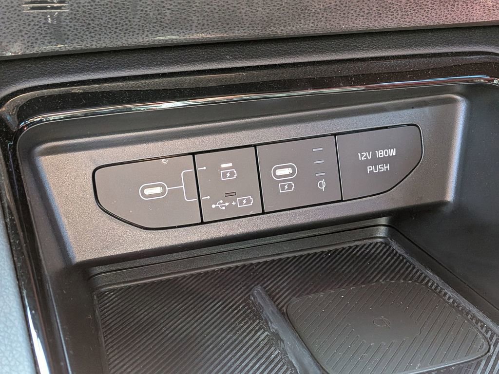 Used 2025 Kia K5 GT-Line w/ GT-Line Premium Package FWD image 18