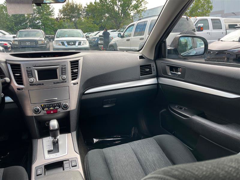 Used 2014 Subaru Legacy 2.5i Premium AWD/4WD image 14