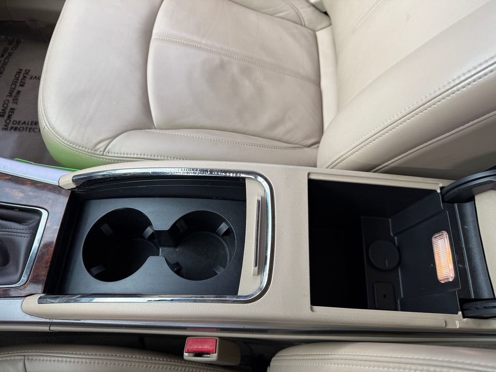 Used 2010 Buick LaCrosse CXL FWD image 27
