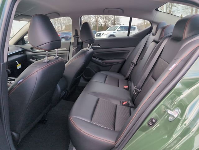 New 2025 Nissan Altima 2.5 SR image 11