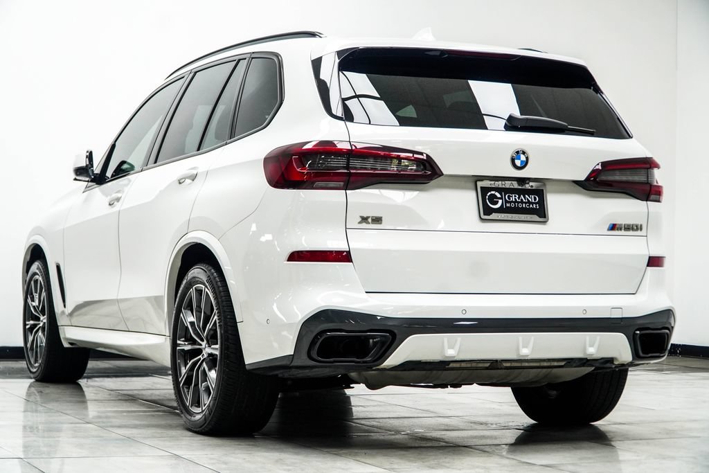 Used 2022 BMW X5 M50i AWD/4WD image 11