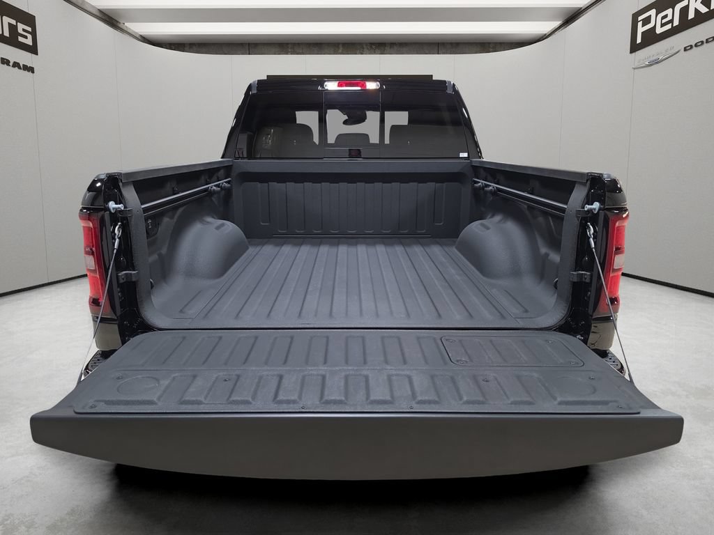 New 2026 RAM 1500 Laramie w/ Night Edition AWD/4WD image 10