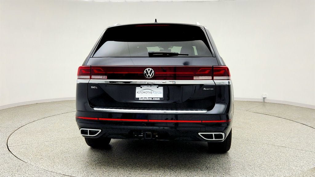 Used 2024 Volkswagen Atlas SEL Premium R-Line AWD/4WD image 6