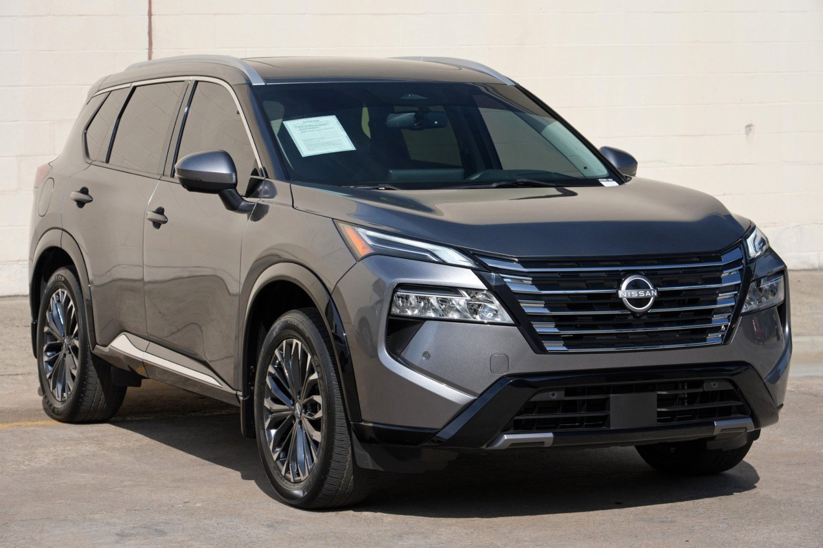 Used 2024 Nissan Rogue Platinum w/ Platinum Premium Package AWD/4WD image 51