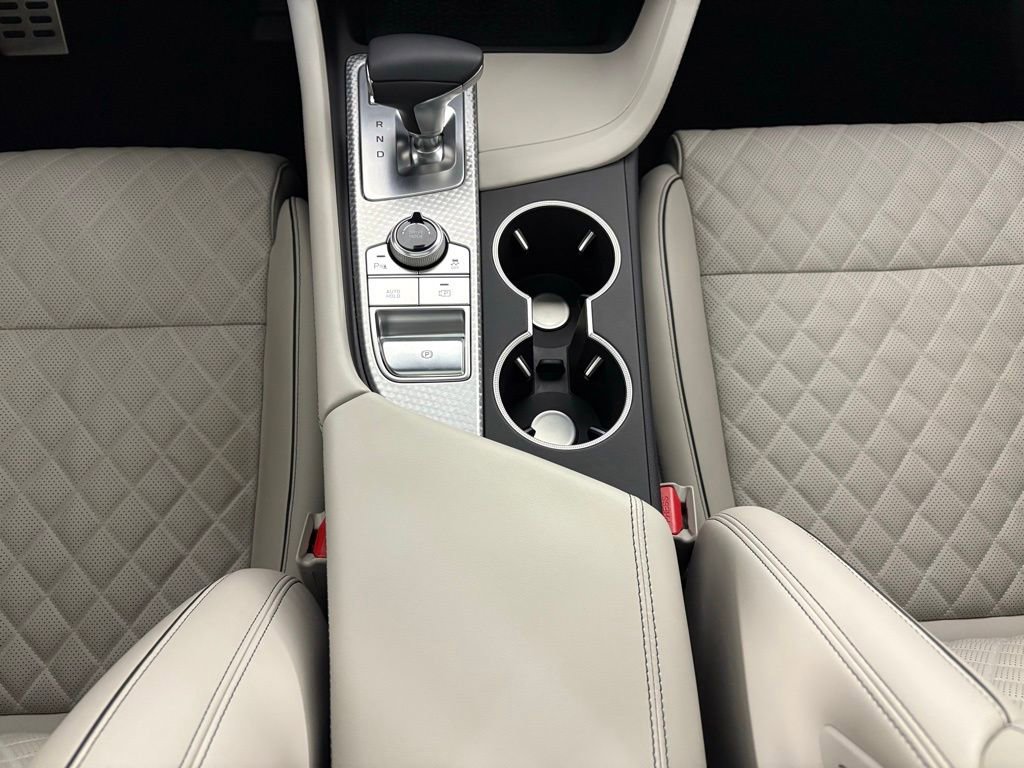 Used 2023 Genesis G70 3.3T w/ Sport Prestige Package image 26