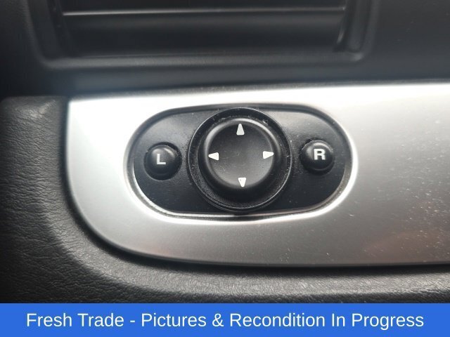 Used 2005 Chrysler Sebring Touring FWD image 16