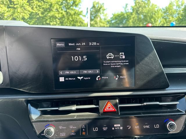 Used 2026 Kia Niro LX FWD image 32