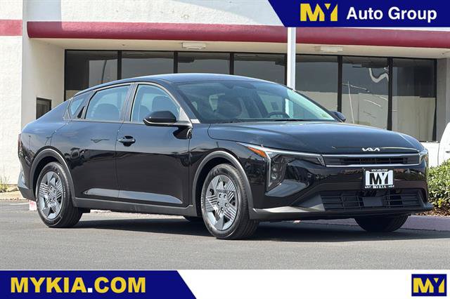 New 2026 Kia K4 FWD image 1