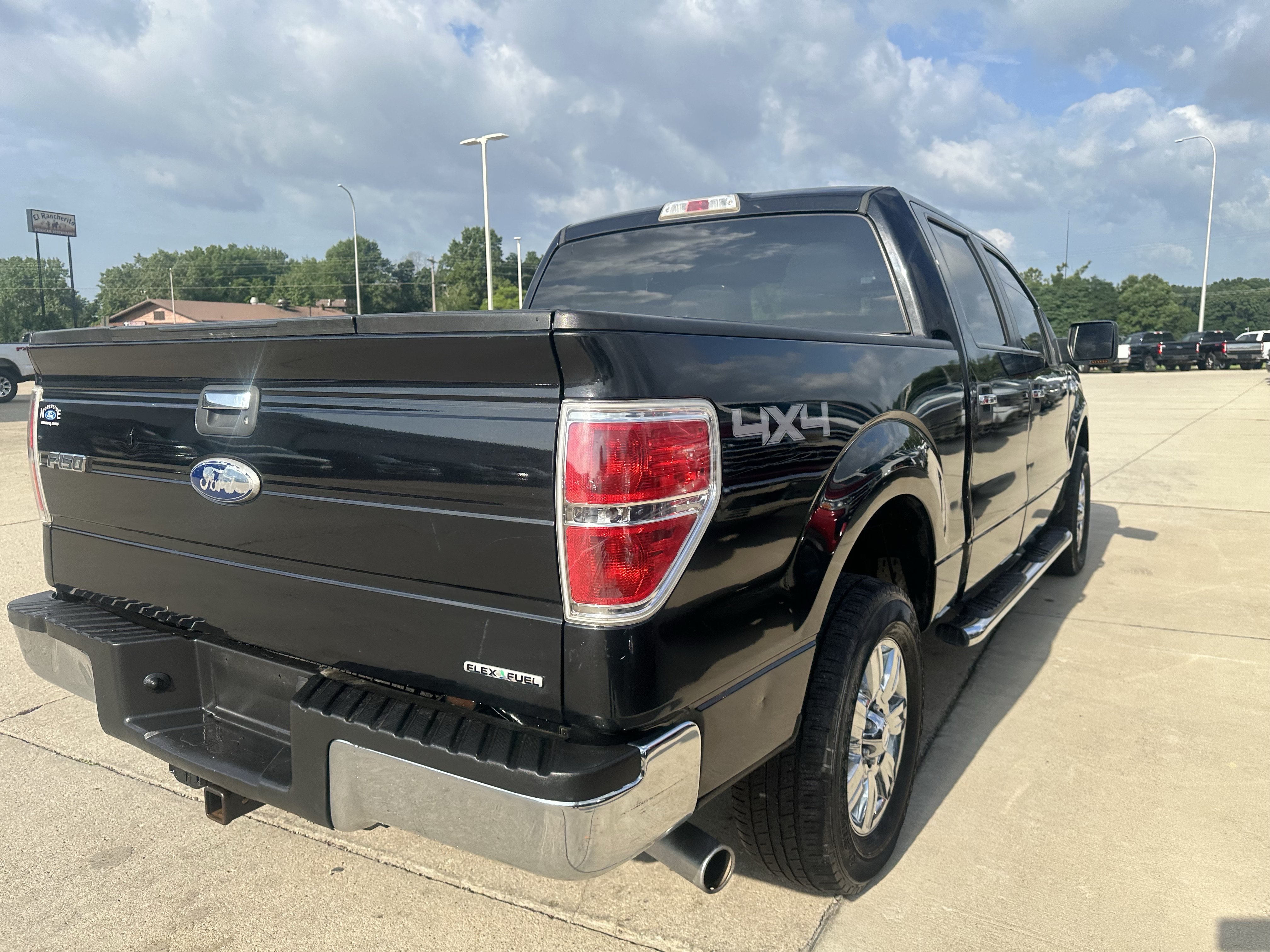 Used 2012 Ford F150 XLT w/ XLT Chrome Pkg AWD/4WD image 6