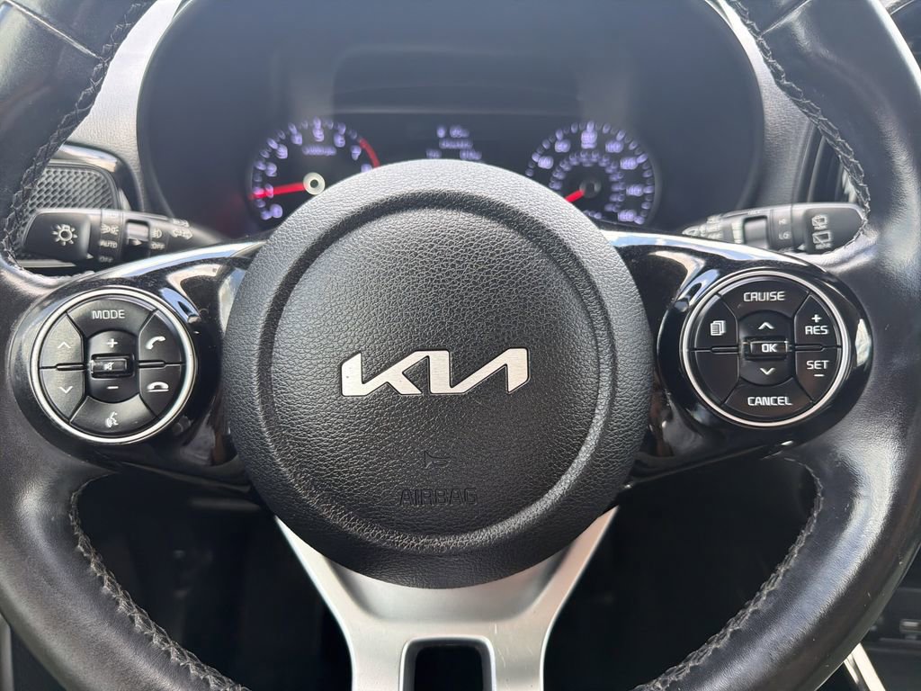 Used 2022 Kia Soul EX FWD image 28