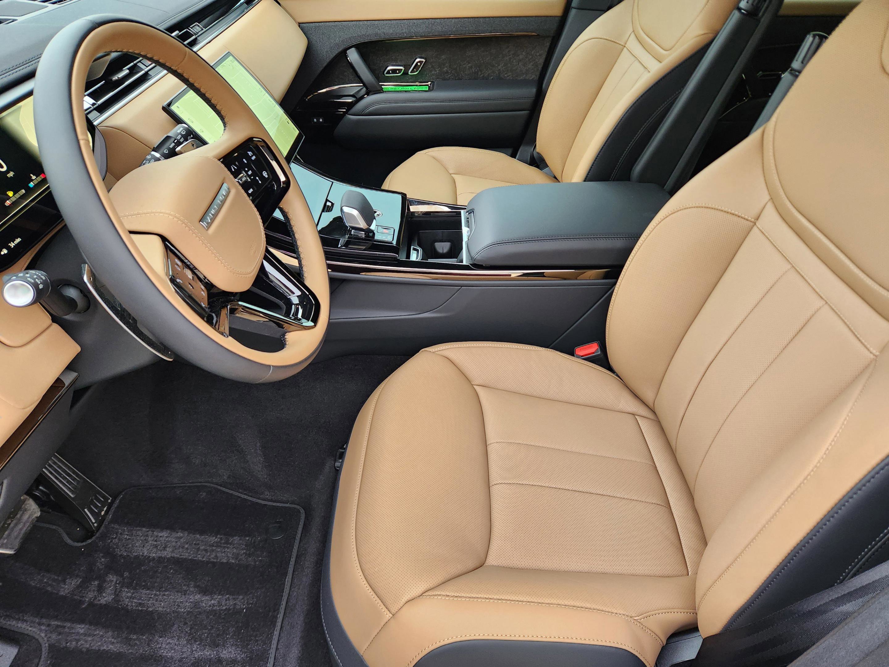 New 2026 Land Rover Range Rover Sport Dynamic SE AWD/4WD image 12