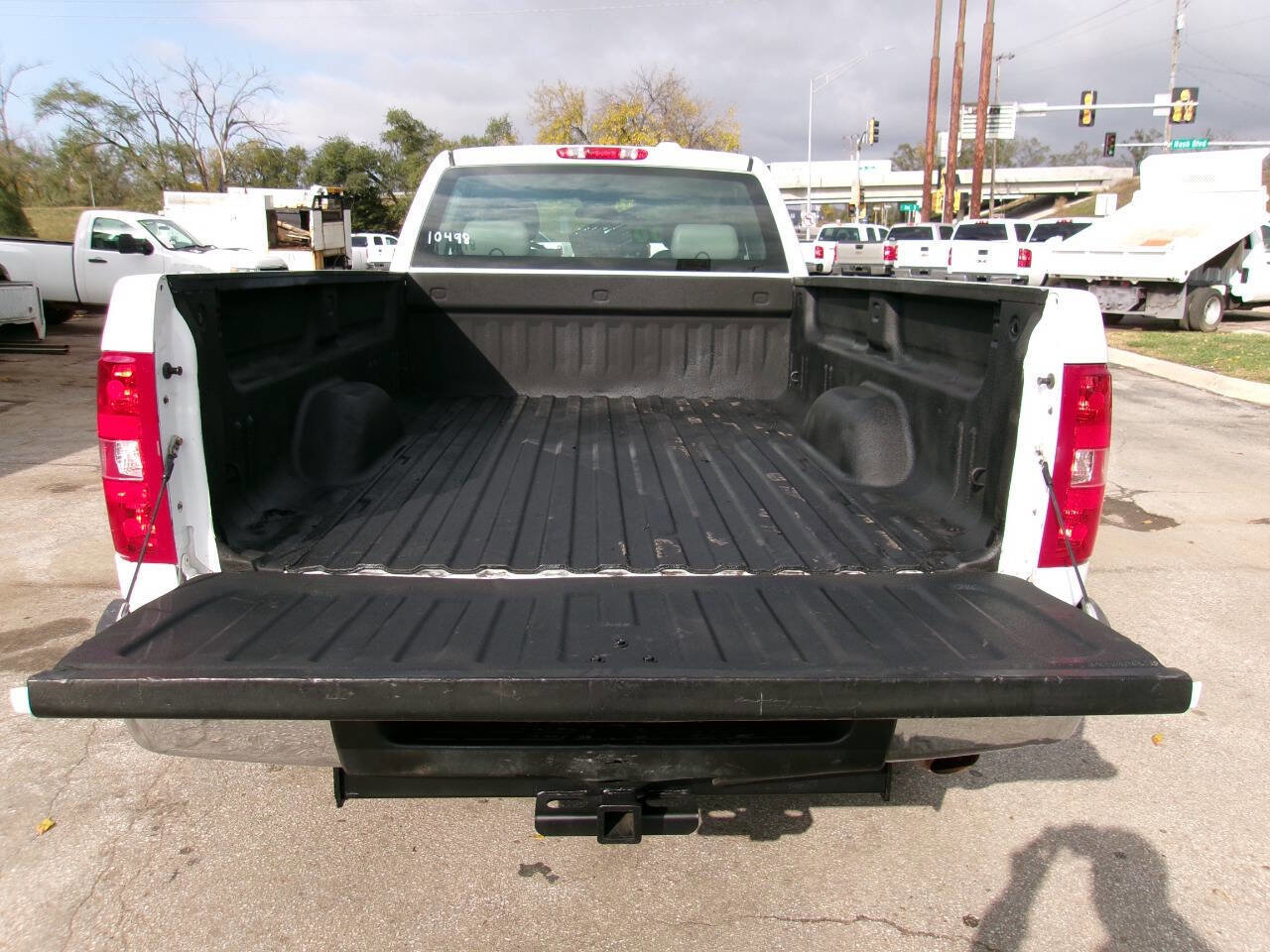 Used 2012 Chevrolet Silverado 2500 W/T w/ Snow Plow Prep Package image 3