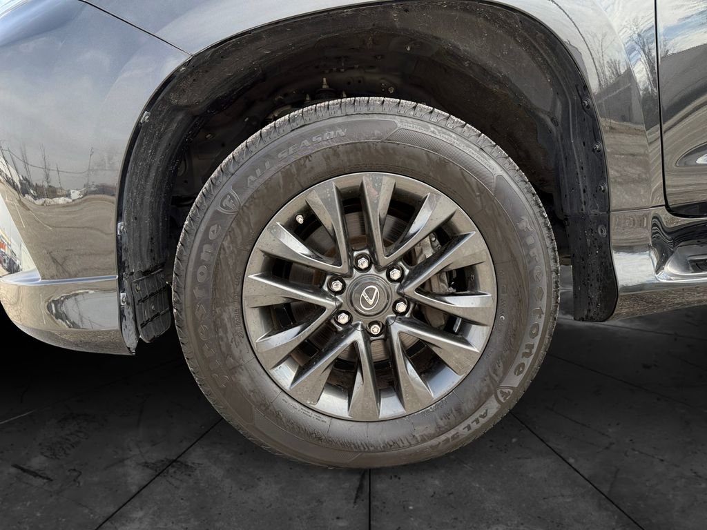 Used 2023 Lexus GX 460 Premium w/ Premium Package image 14