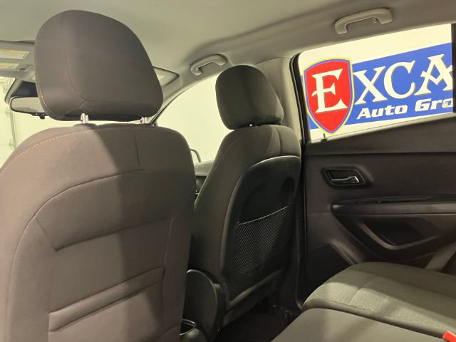 Used 2017 Chevrolet Trax LS FWD image 33
