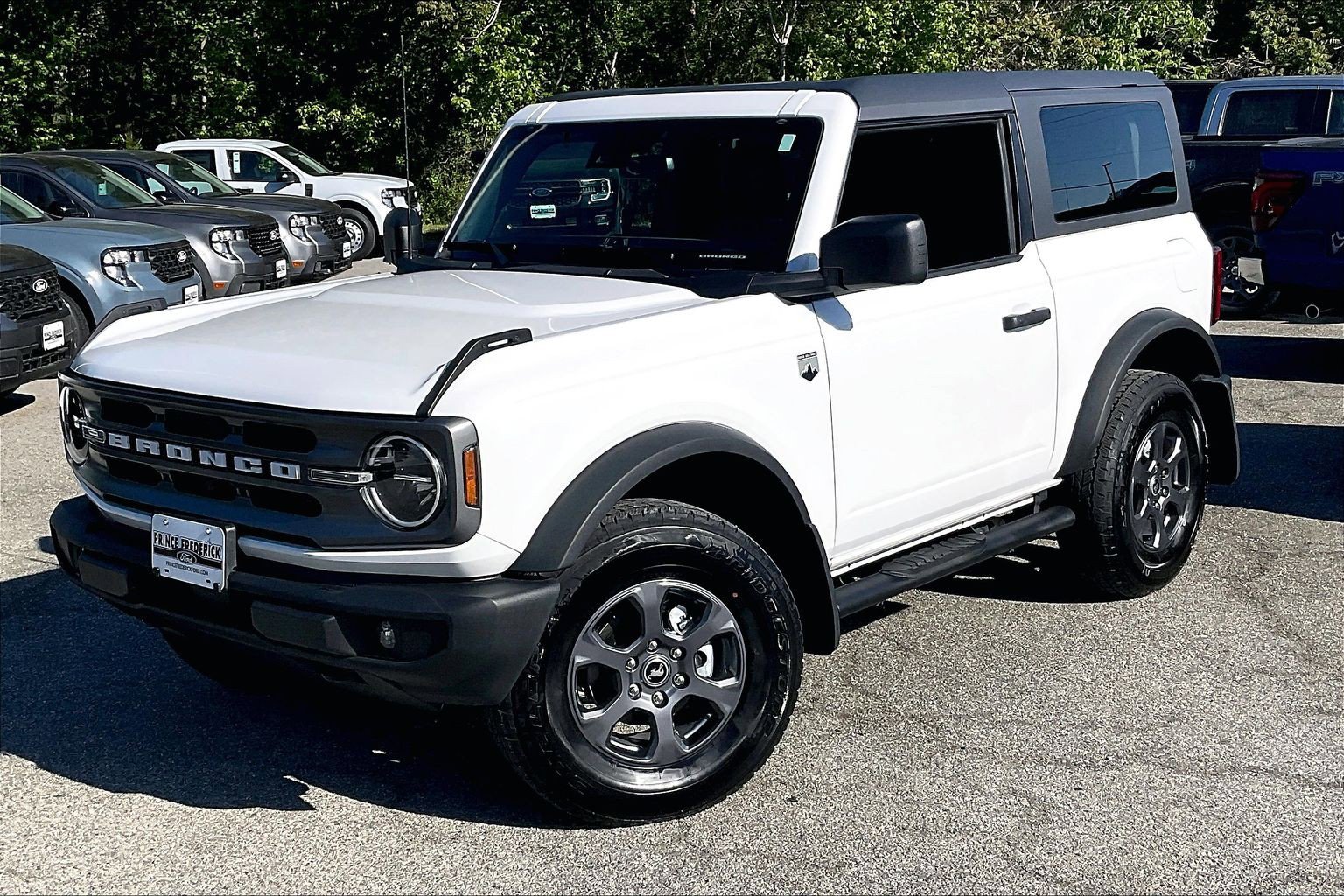Used 2024 Ford Bronco Big Bend AWD/4WD image 3