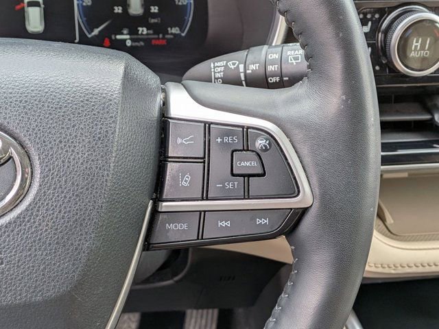 Used 2023 Toyota Highlander Limited image 20