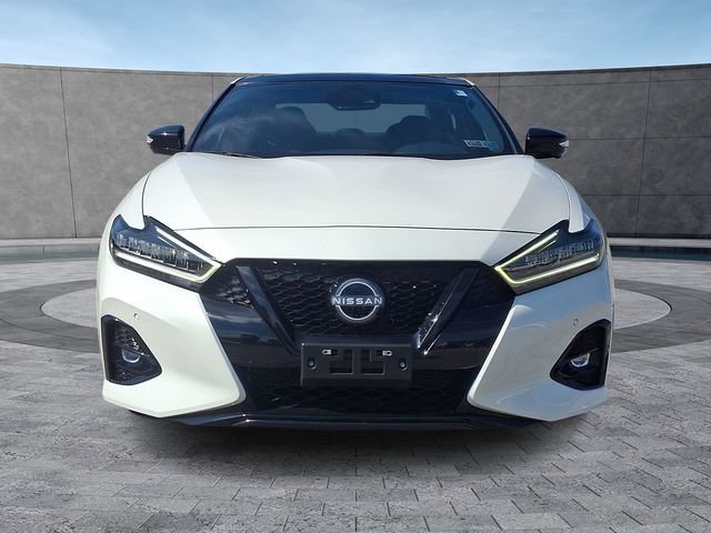 Used 2023 Nissan Maxima SR w/ Sport Mat Group FWD video 2
