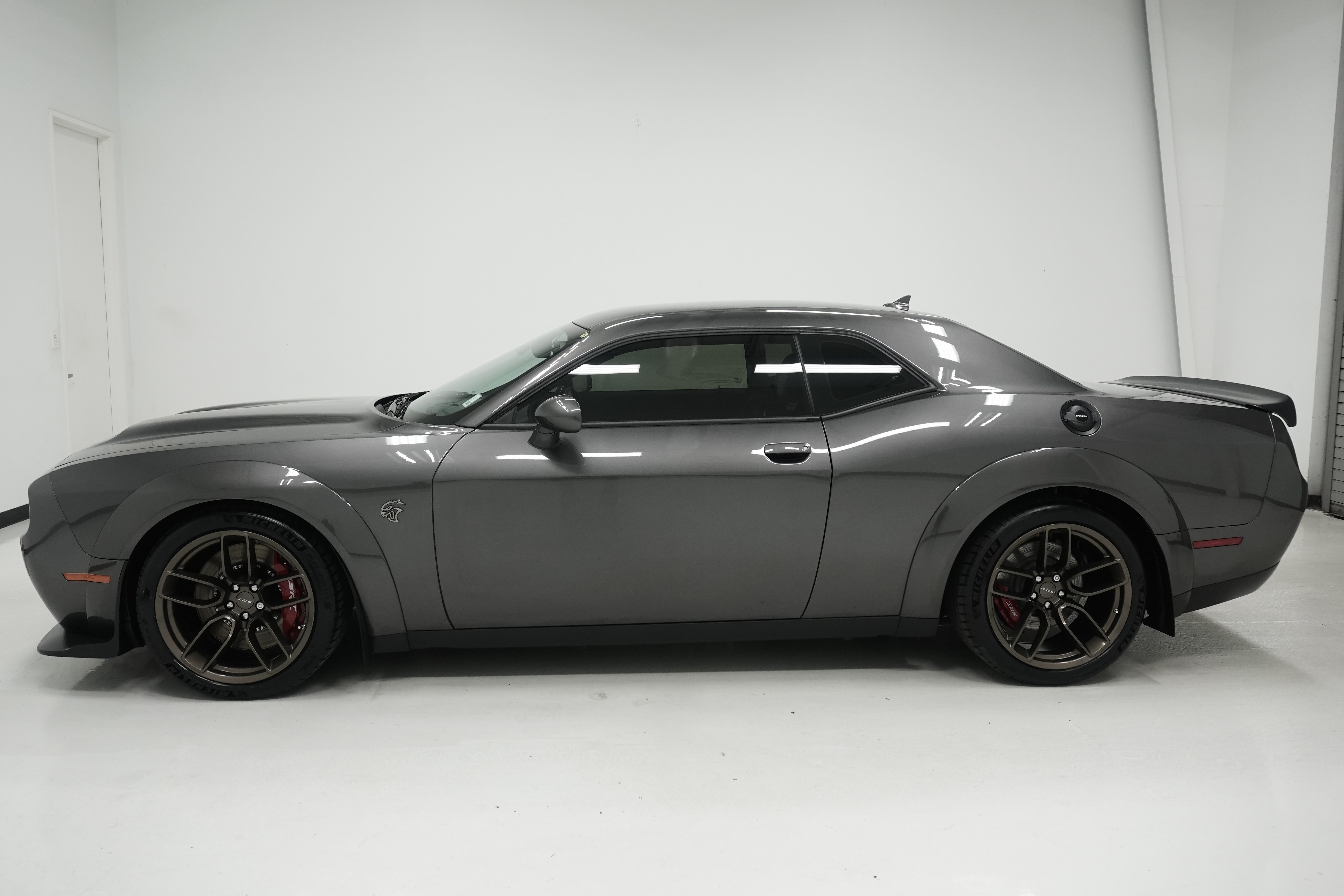Used 2021 Dodge Challenger SRT Hellcat Redeye RWD image 7