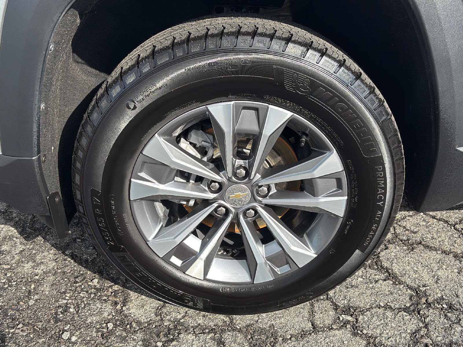 Used 2026 Chevrolet Equinox LT AWD/4WD image 10