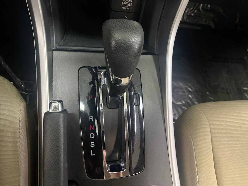 Used 2015 Honda Accord LX image 26