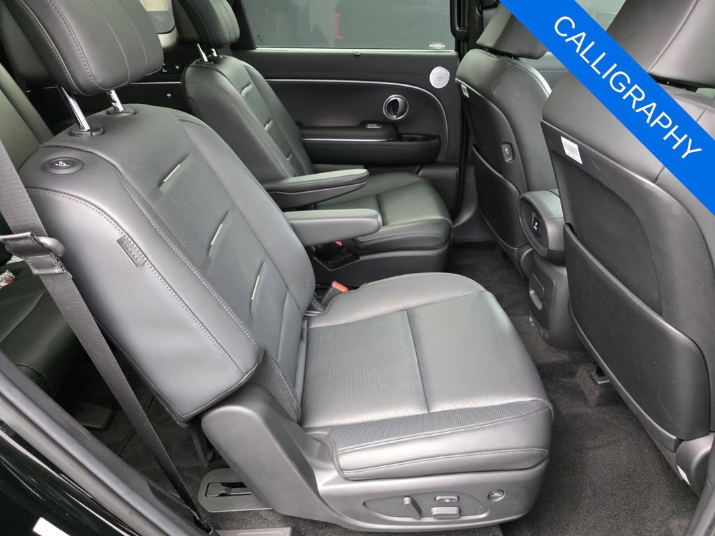 Used 2026 Hyundai Palisade Calligraphy image 30
