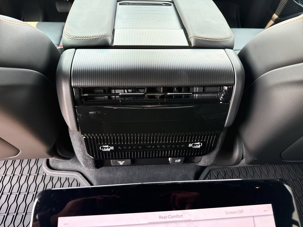 New 2026 Jeep Grand Wagoneer L Summit AWD/4WD image 10