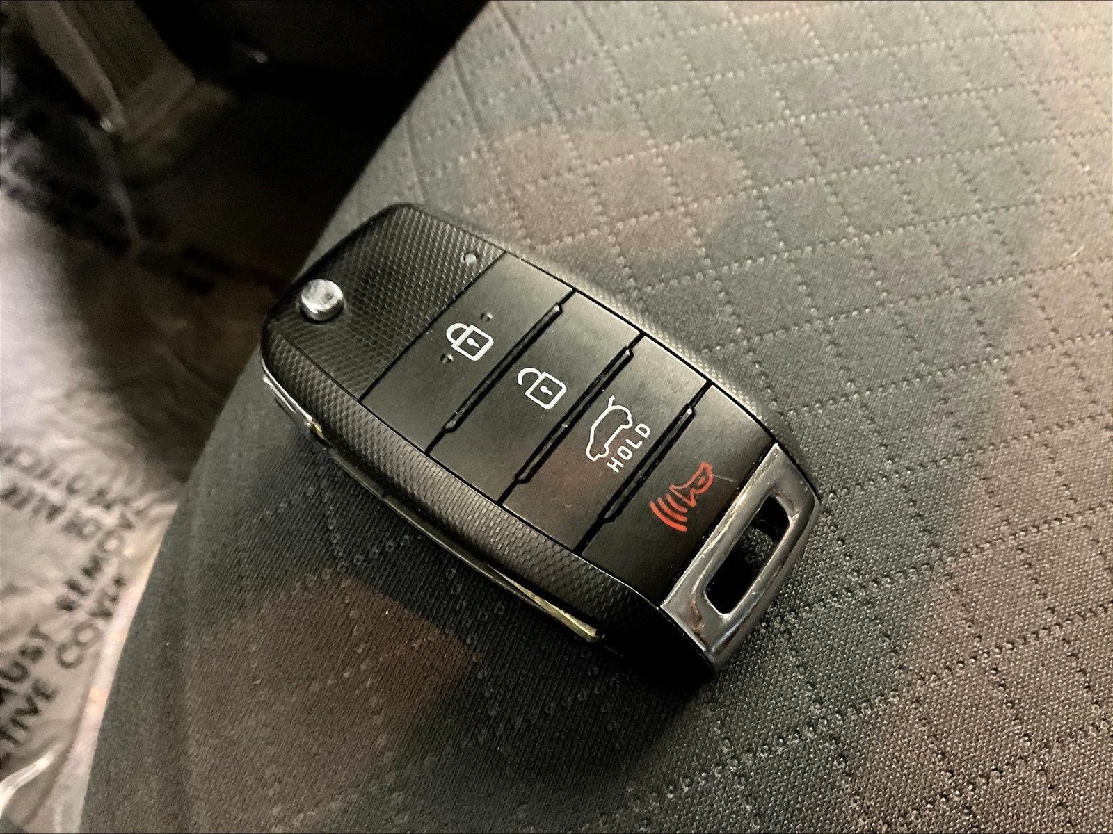 Used 2017 Kia Sorento FWD image 34