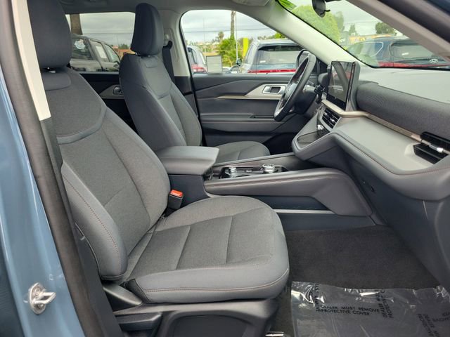 Used 2026 Ford Explorer Active RWD image 17