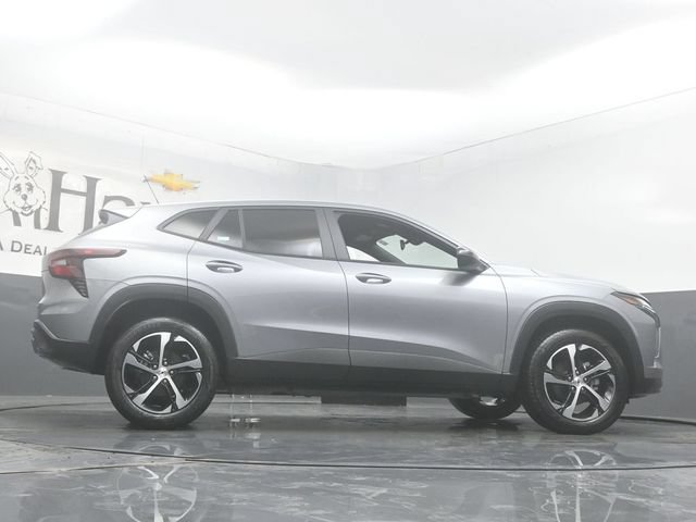 New 2026 Chevrolet Trax RS w/ Driver Confidence Package FWD image 31